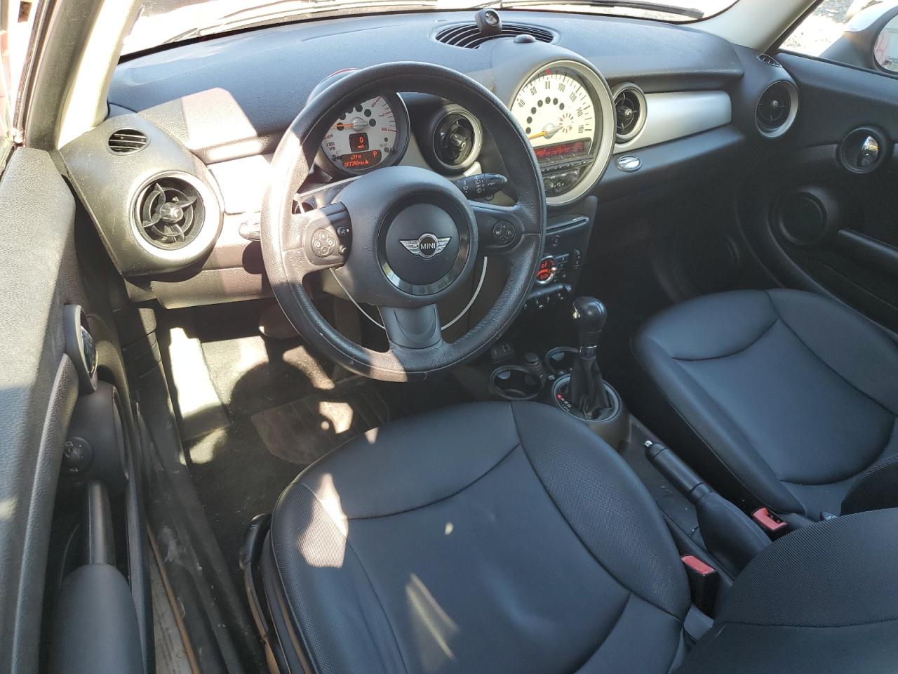 2013 Mini Cooper VIN: WMWSU3C51DT689523 Lot: 81398215