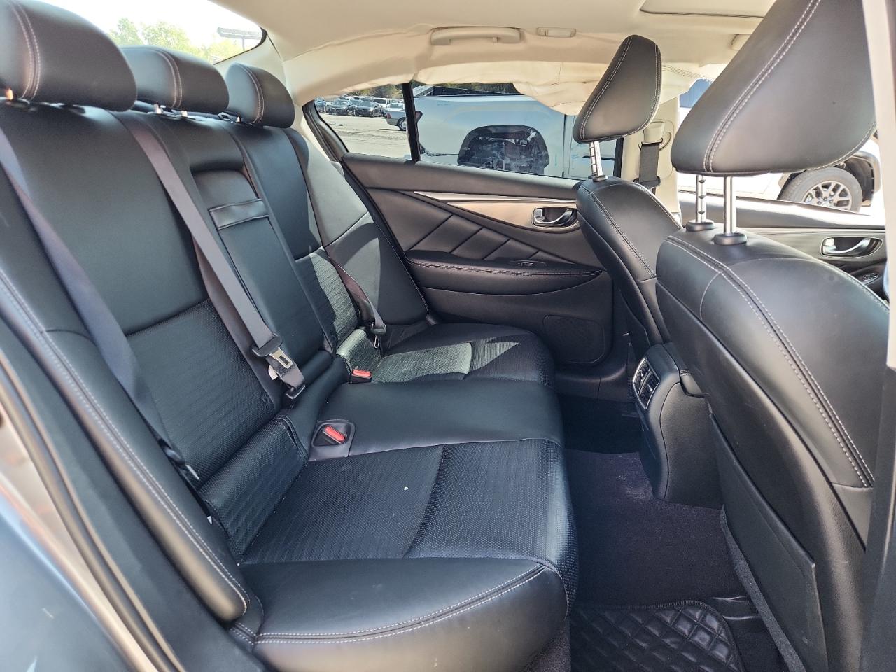 2018 Infiniti Q50 Luxe VIN: JN1EV7AR8JM434869 Lot: 71215625