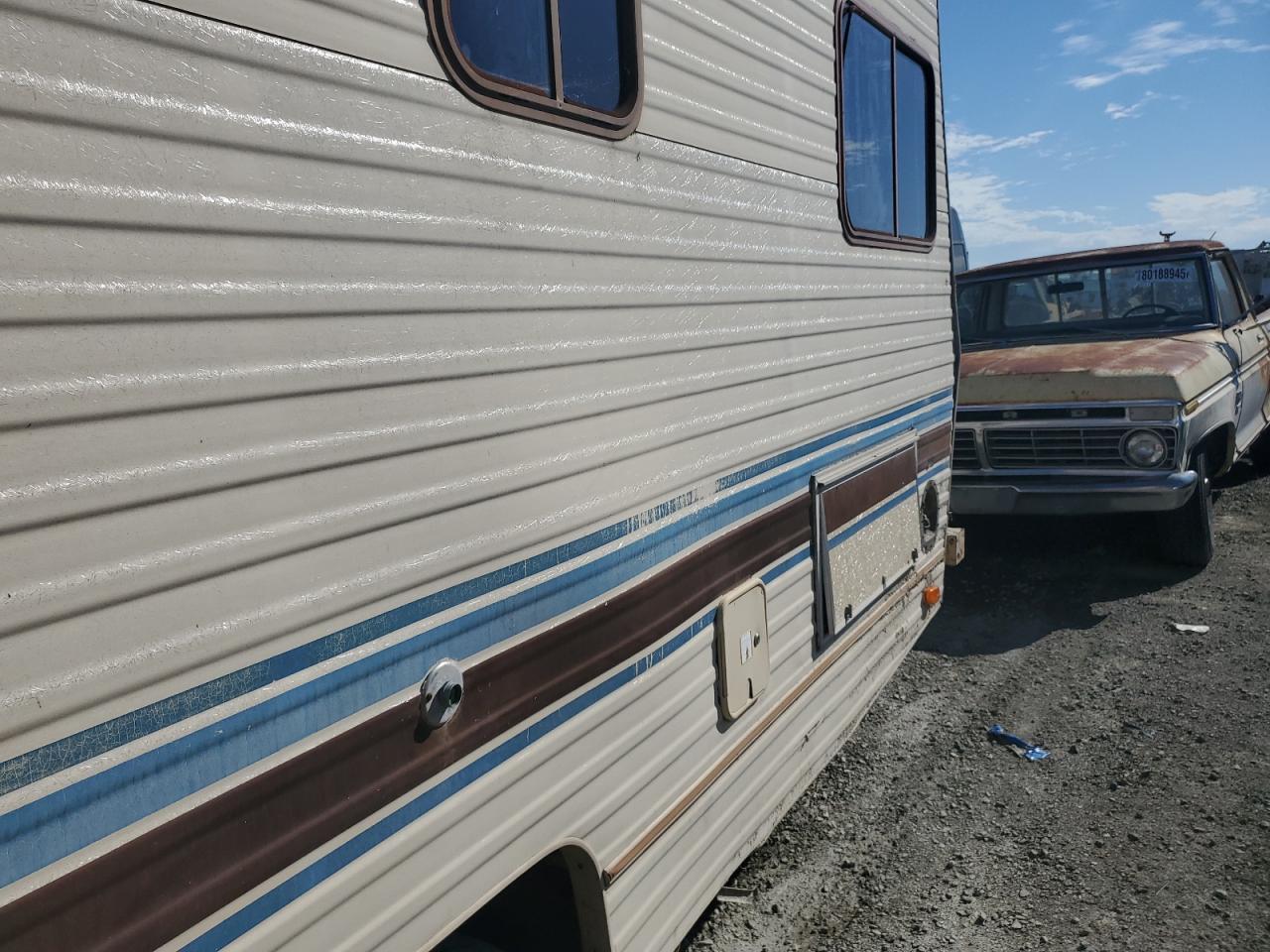 1987 Ford Econoline E350 Cutaway Van VIN: 1FDKE30LXHHB11797 Lot: 81690515