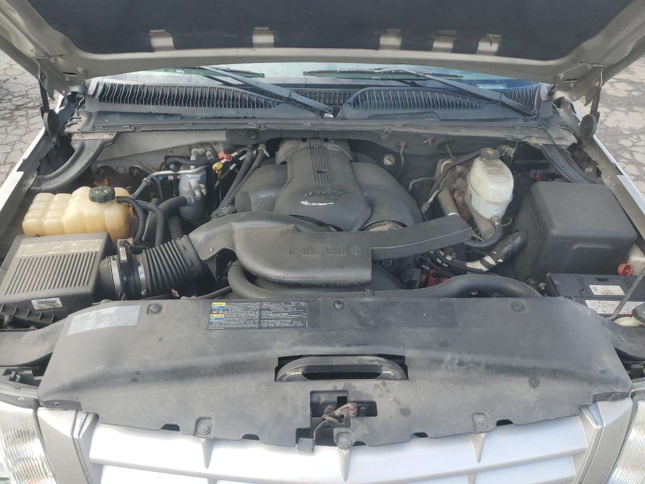 2004 Cadillac Escalade Luxury VIN: 1GYEK63N44R231327 Lot: 84036015