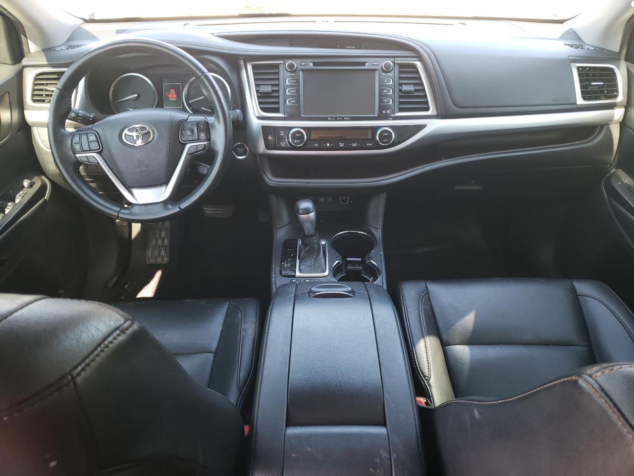 2019 Toyota Highlander Se VIN: 5TDKZRFH2KS574745 Lot: 80111035