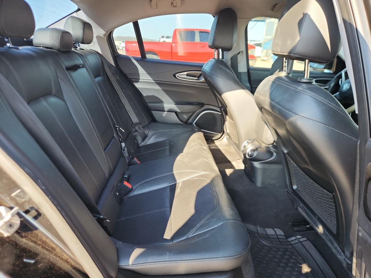 2018 Alfa Romeo Giulia VIN: ZARFAEBN9J7583454 Lot: 82133855