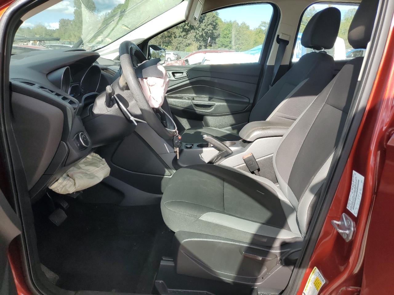 2016 Ford Escape S VIN: 1FMCU0F73GUA35264 Lot: 81944035