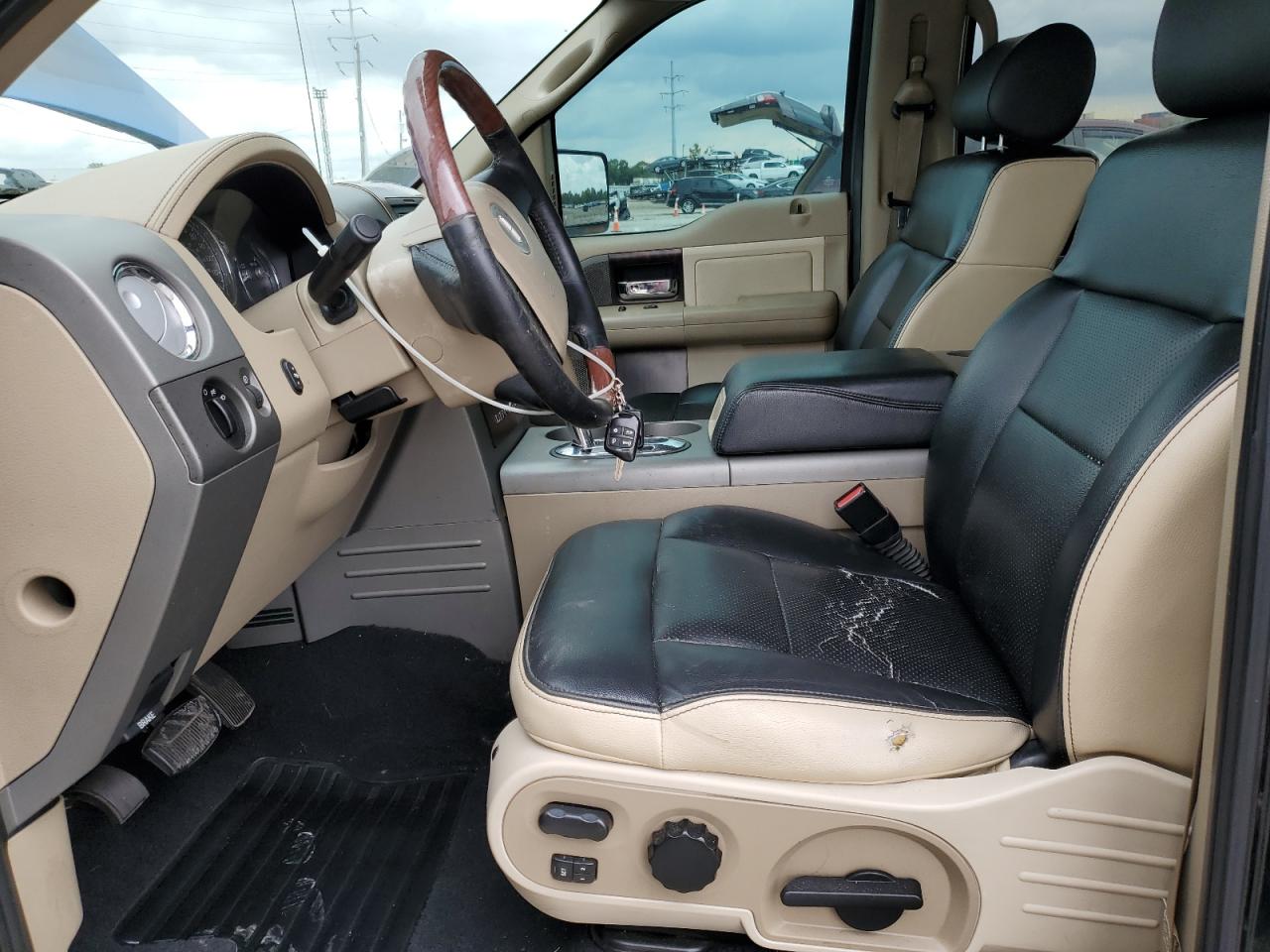 2006 Lincoln Mark Lt VIN: 5LTPW18556FJ25145 Lot: 81696165