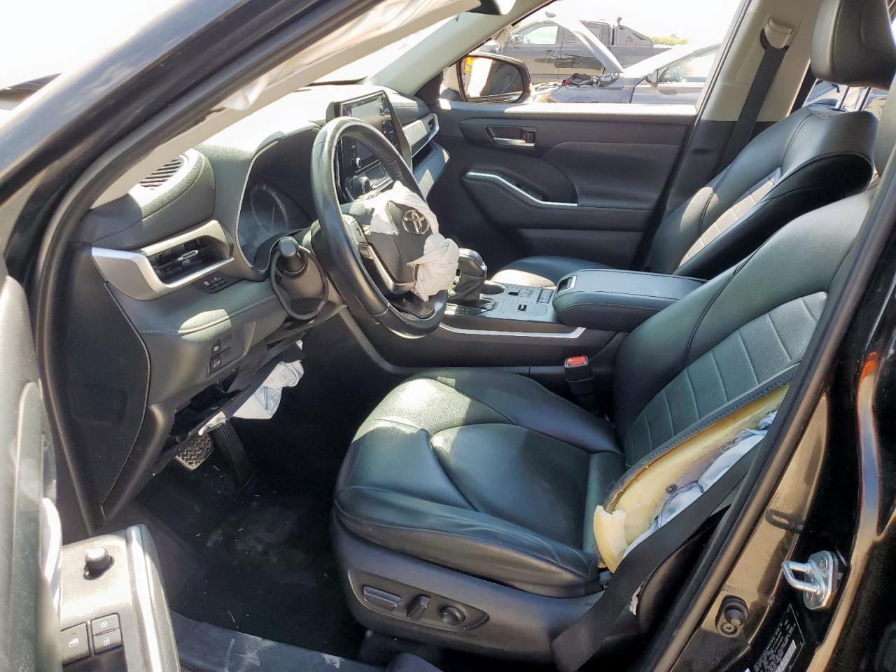 2021 Toyota Highlander Xle VIN: 5TDGZRAH0MS524619 Lot: 81932465