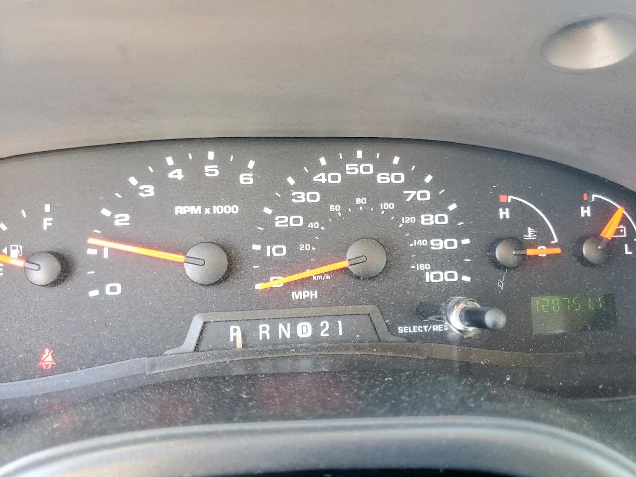 2006 Ford Econoline E350 Super Duty Wagon VIN: 1FBSS31LX6HA31669 Lot: 71680675