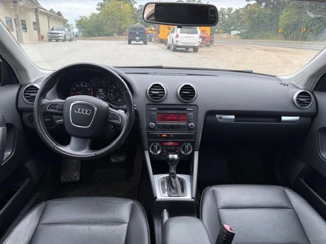 Crossovers AUDI A3 2012 Szary