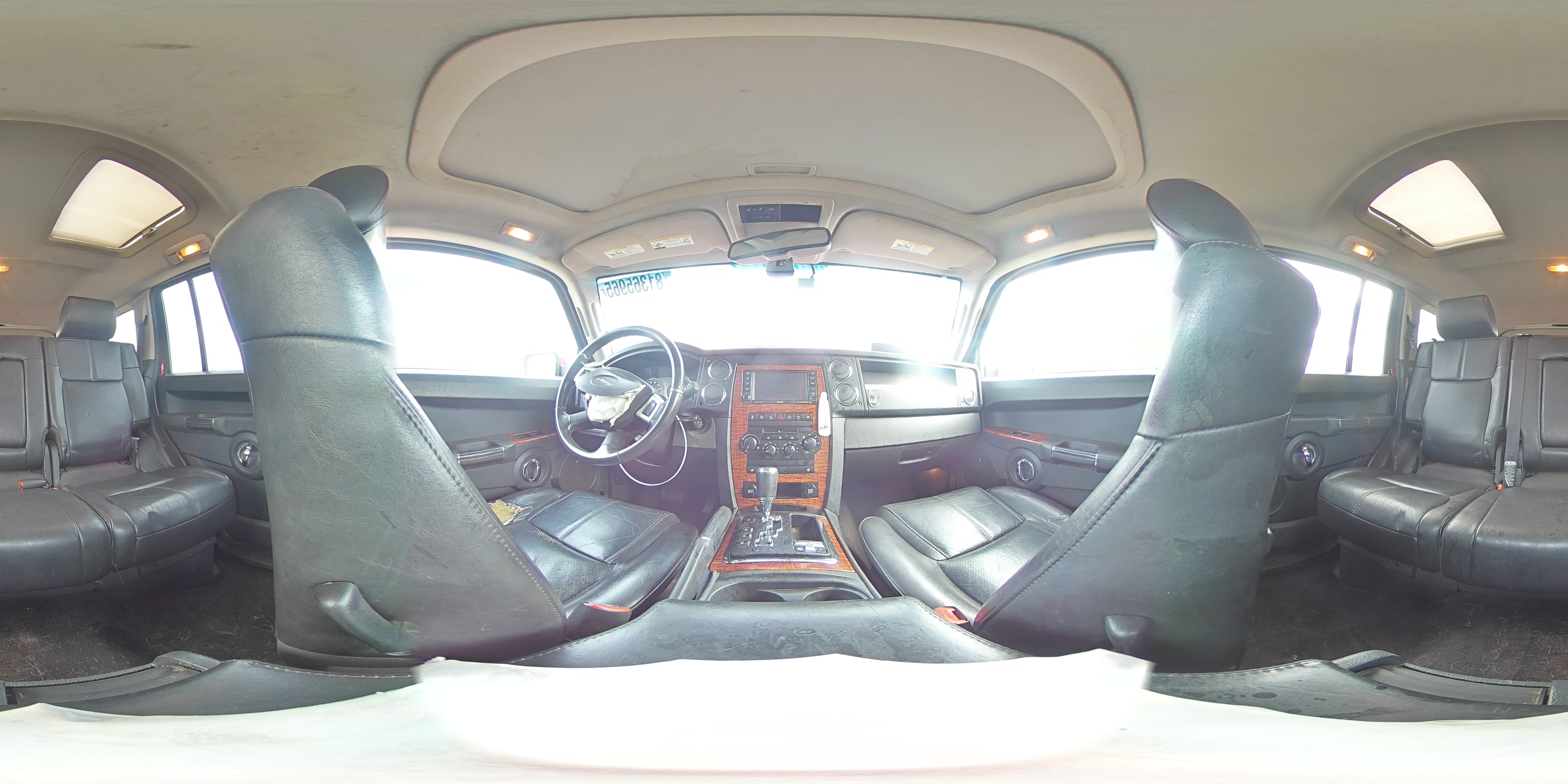 2010 Jeep Commander Limited VIN: 1J4RG5GT6AC137633 Lot: 81365965