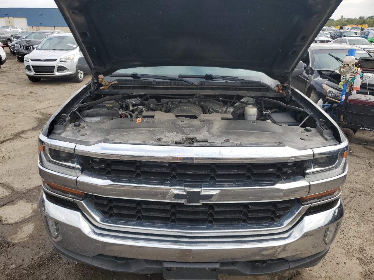 2017 Chevrolet Silverado K1500 Lt VIN: 3GCUKREC1HG187498 Lot: 81804755