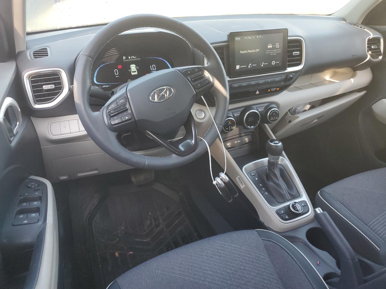 2024 Hyundai Venue Sel VIN: KMHRC8A38RU337894 Lot: 70906715