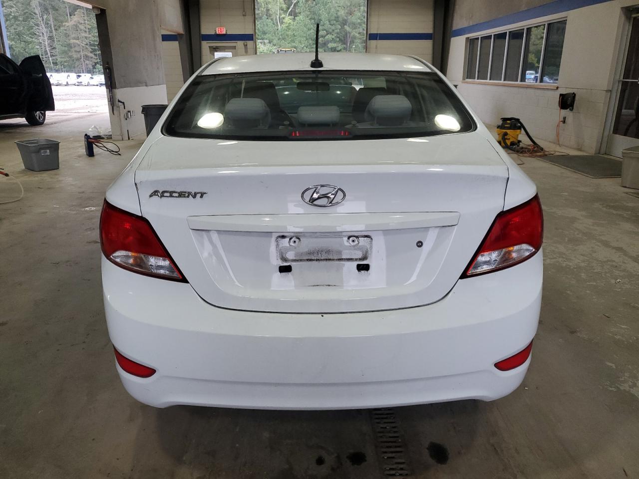 2017 Hyundai Accent Se VIN: KMHCT4AE2HU286178 Lot: 81285335