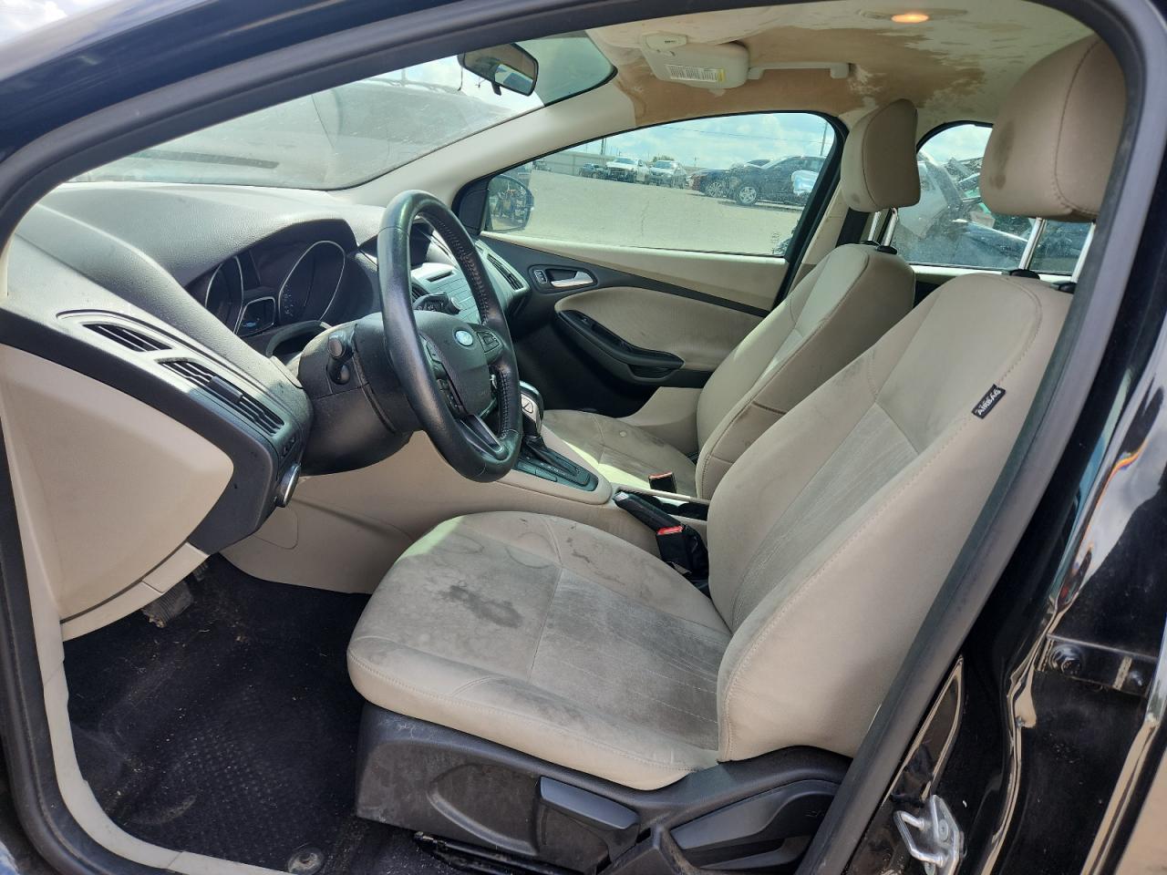 2015 Ford Focus Se VIN: 1FADP3F23FL374882 Lot: 83888995