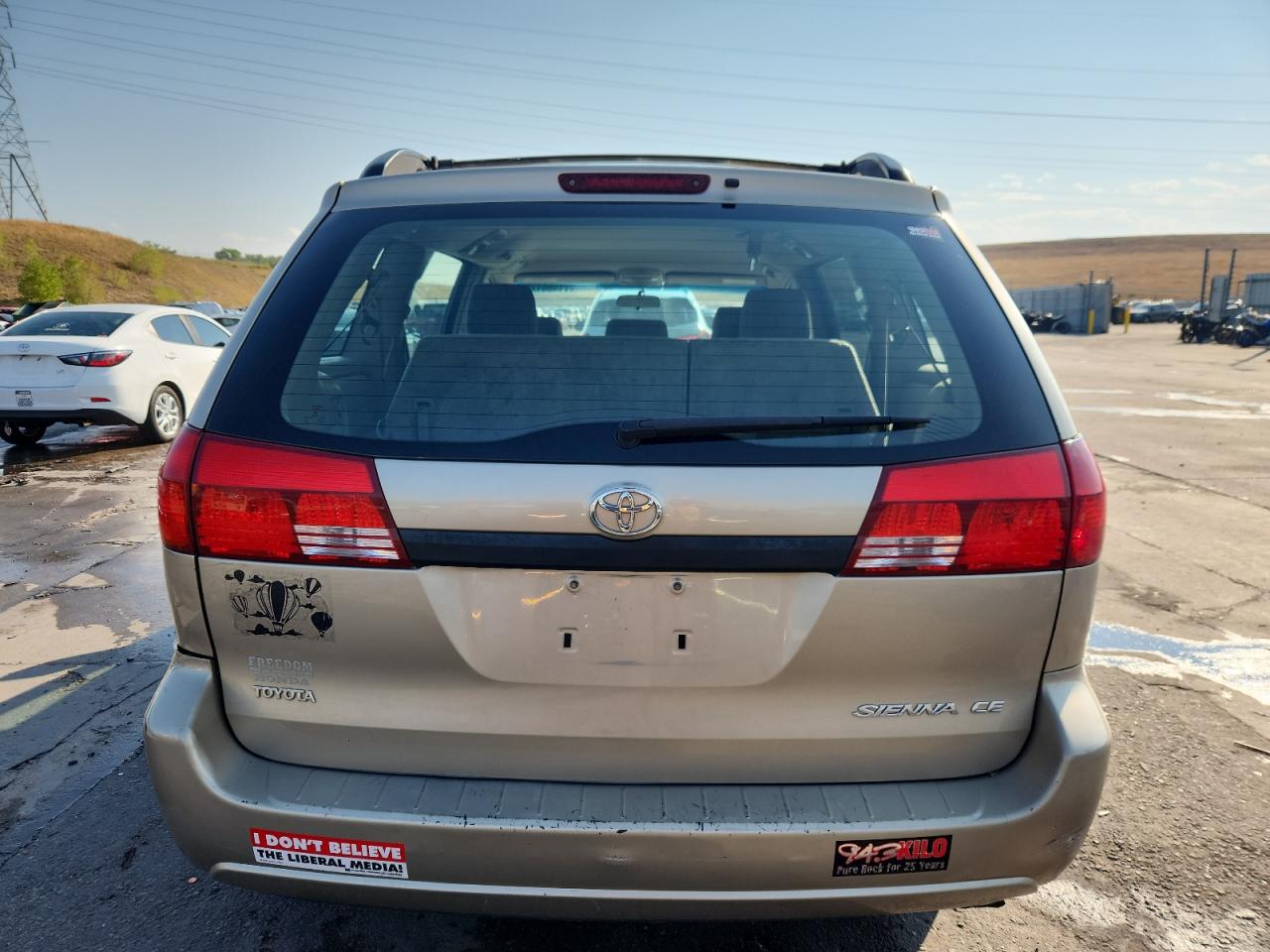 2005 Toyota Sienna Ce VIN: 5TDZA23C25S273404 Lot: 71486175