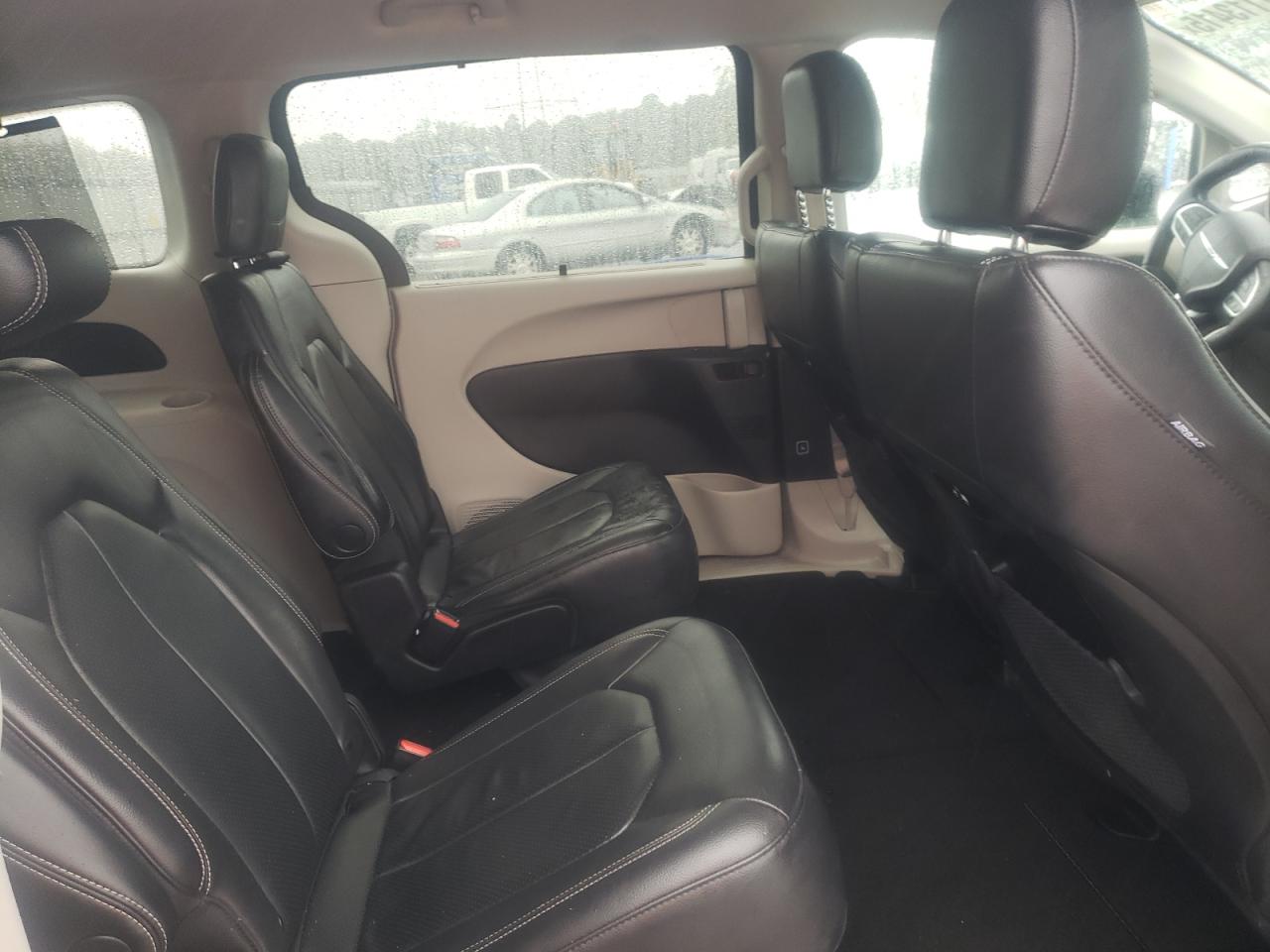 2022 Chrysler Pacifica Touring L VIN: 2C4RC1BG5NR126592 Lot: 81113415