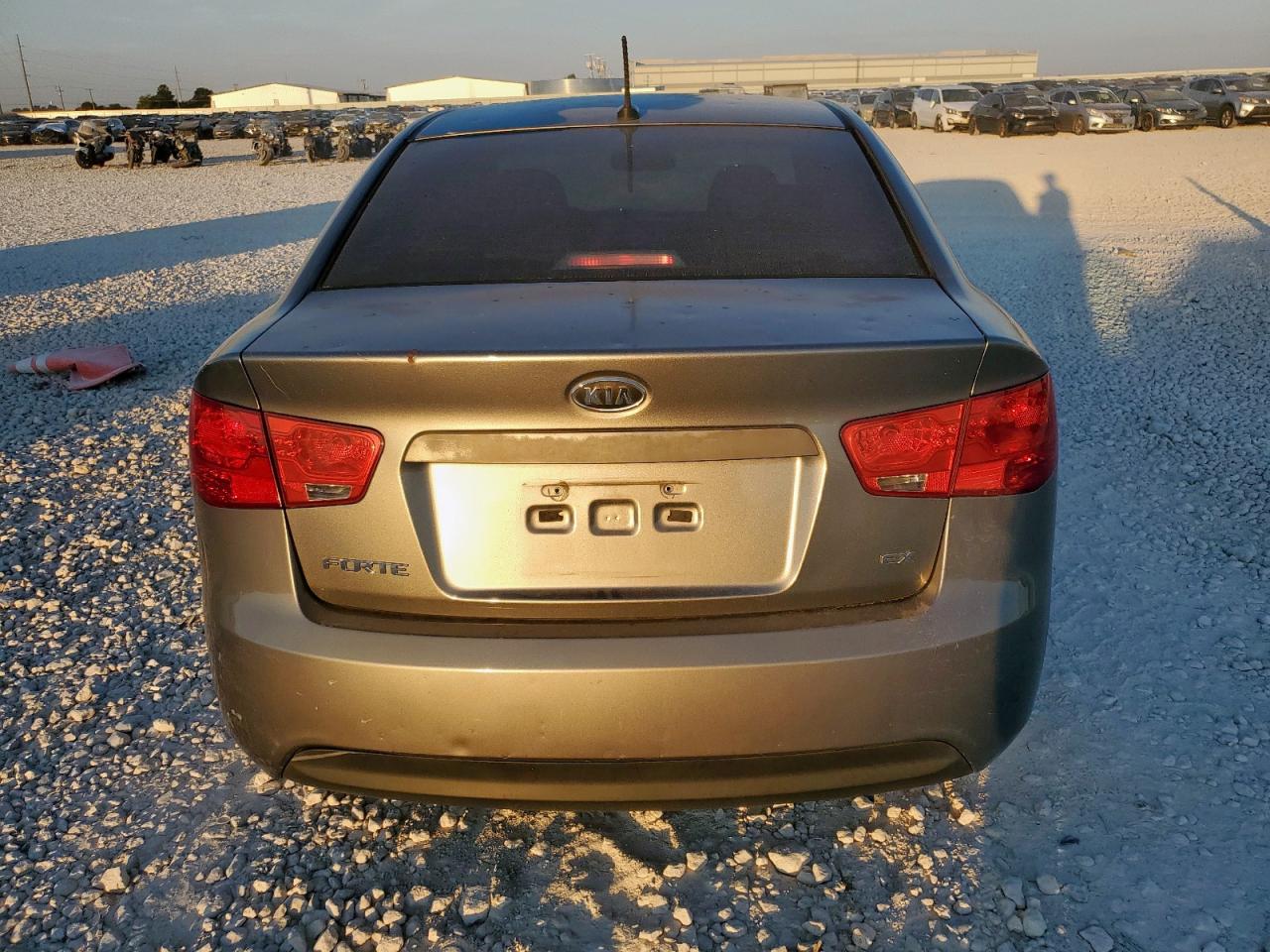 2012 Kia Forte Ex VIN: KNAFU4A28C5622923 Lot: 81879135