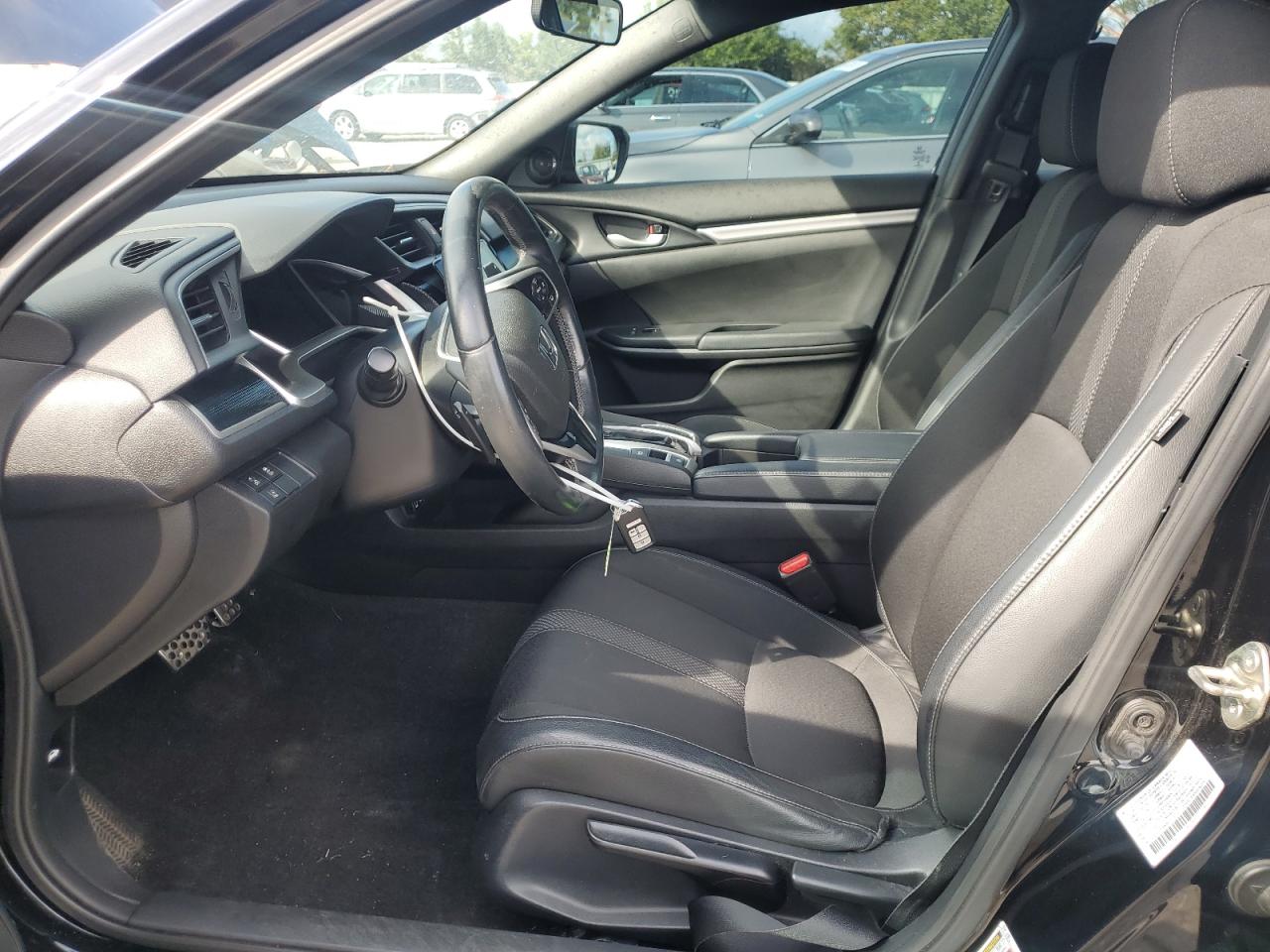 2019 Honda Civic Sport VIN: 2HGFC2F8XKH553152 Lot: 80579365