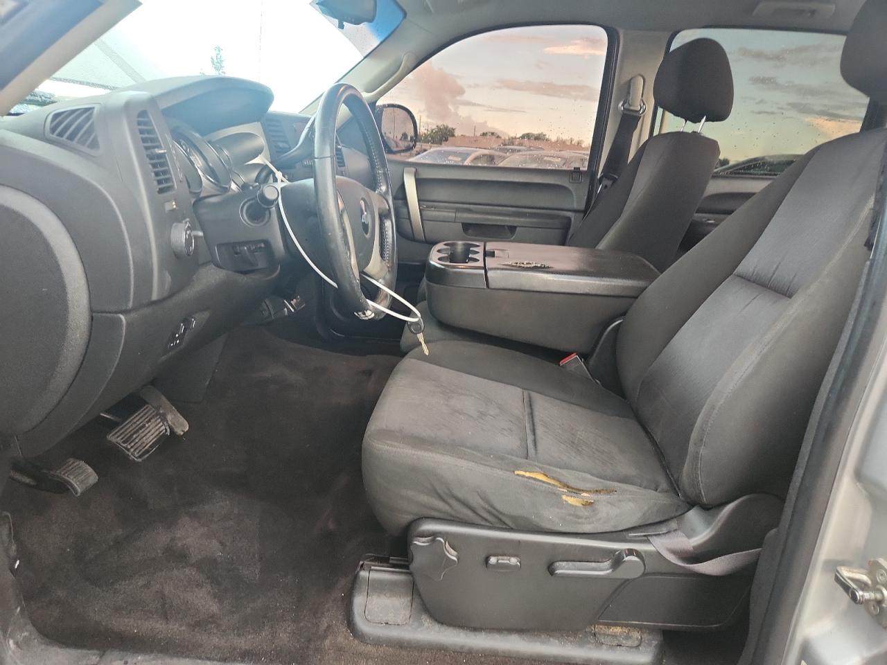 2011 Chevrolet Silverado K1500 Lt VIN: 3GCPKSE33BG393160 Lot: 81757055