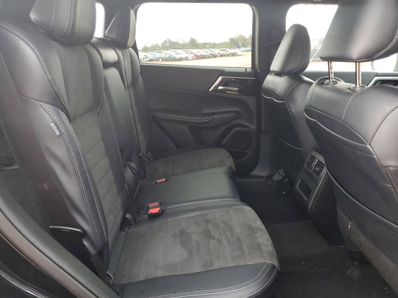 2024 Mitsubishi Outlander Se VIN: JA4J3VA86RZ050238 Lot: 81847655