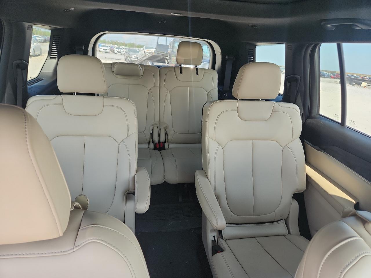 2024 Jeep Grand Cherokee L Limited VIN: 1C4RJJBG1R8537821 Lot: 72043565