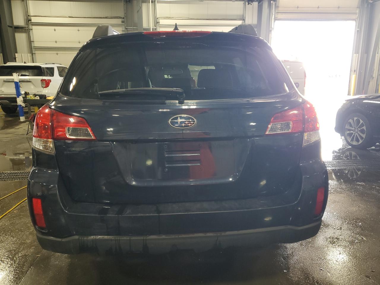 2013 Subaru Outback 2.5I Limited VIN: 4S4BRBPC2D3257722 Lot: 83838475