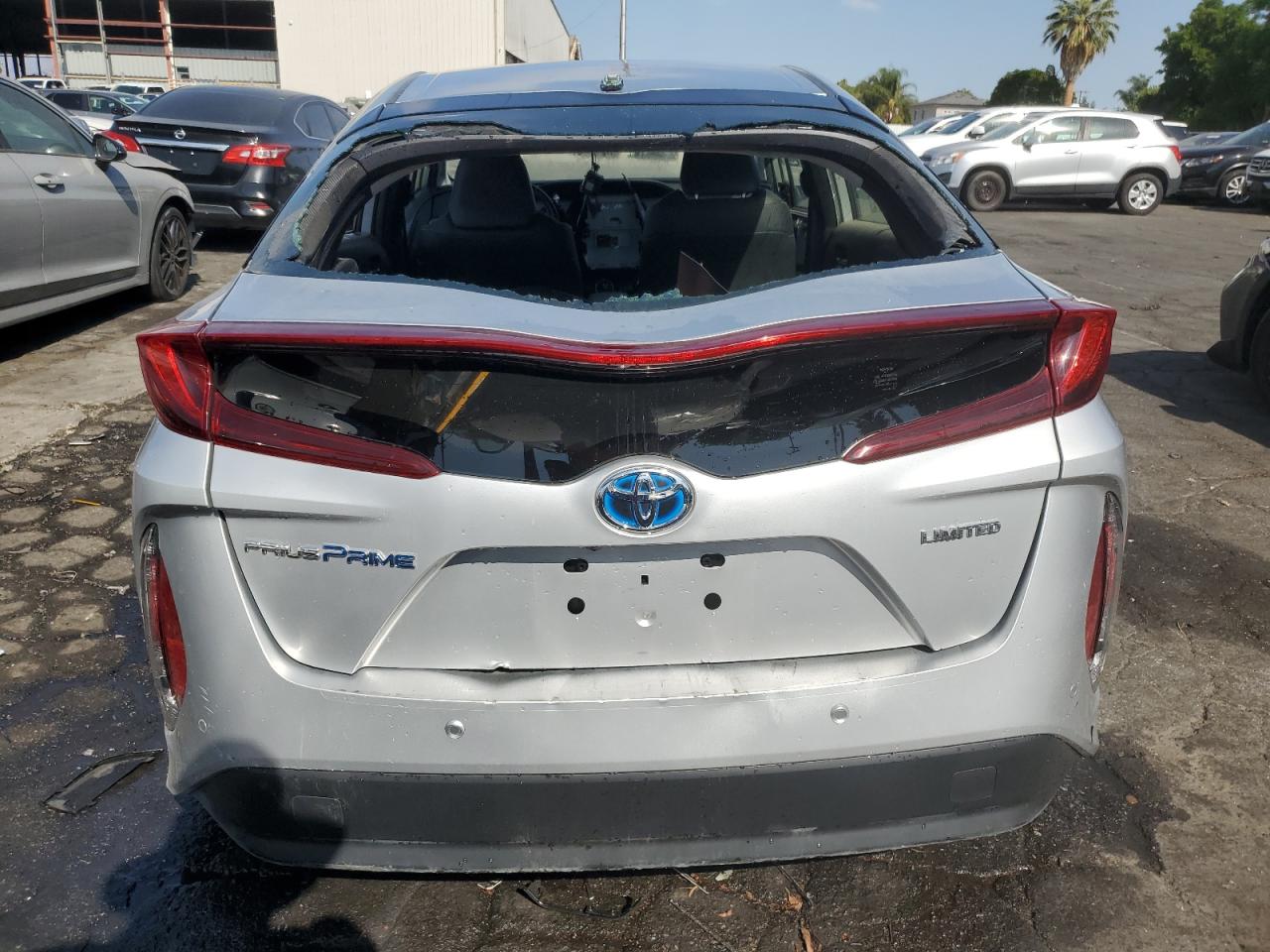 2022 Toyota Prius Prime Le VIN: JTDKAMFP7N3228892 Lot: 69565485