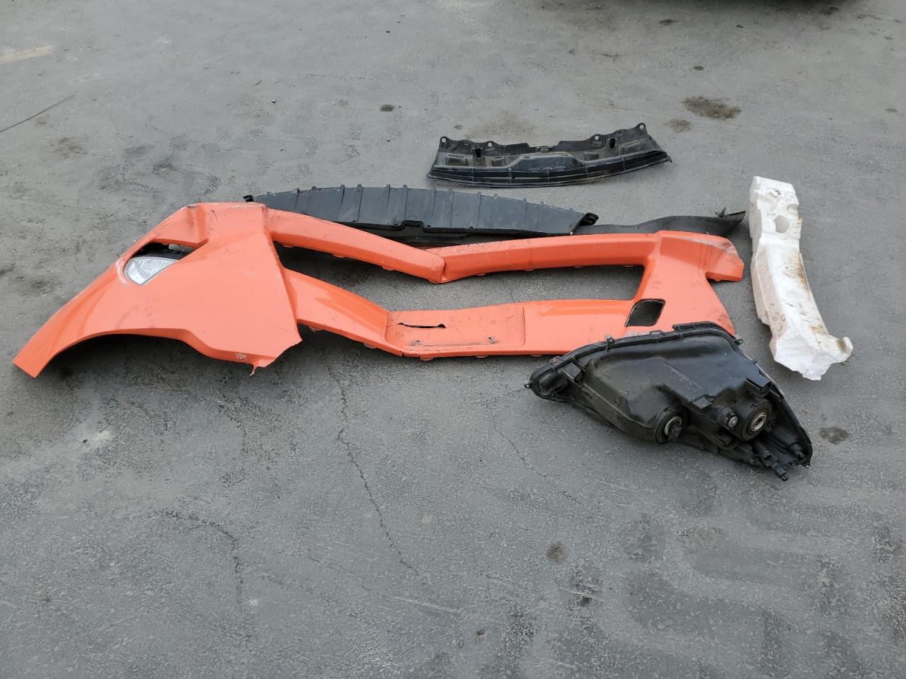 2013 Toyota Prius C VIN: JTDKDTB37D1042719 Lot: 84016225