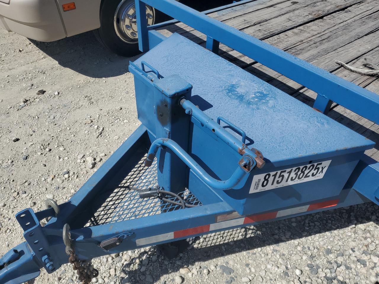 2021 Caliber Eeh720Fl Equipment Trailer VIN: 57BEM7203M1045513 Lot: 81513825