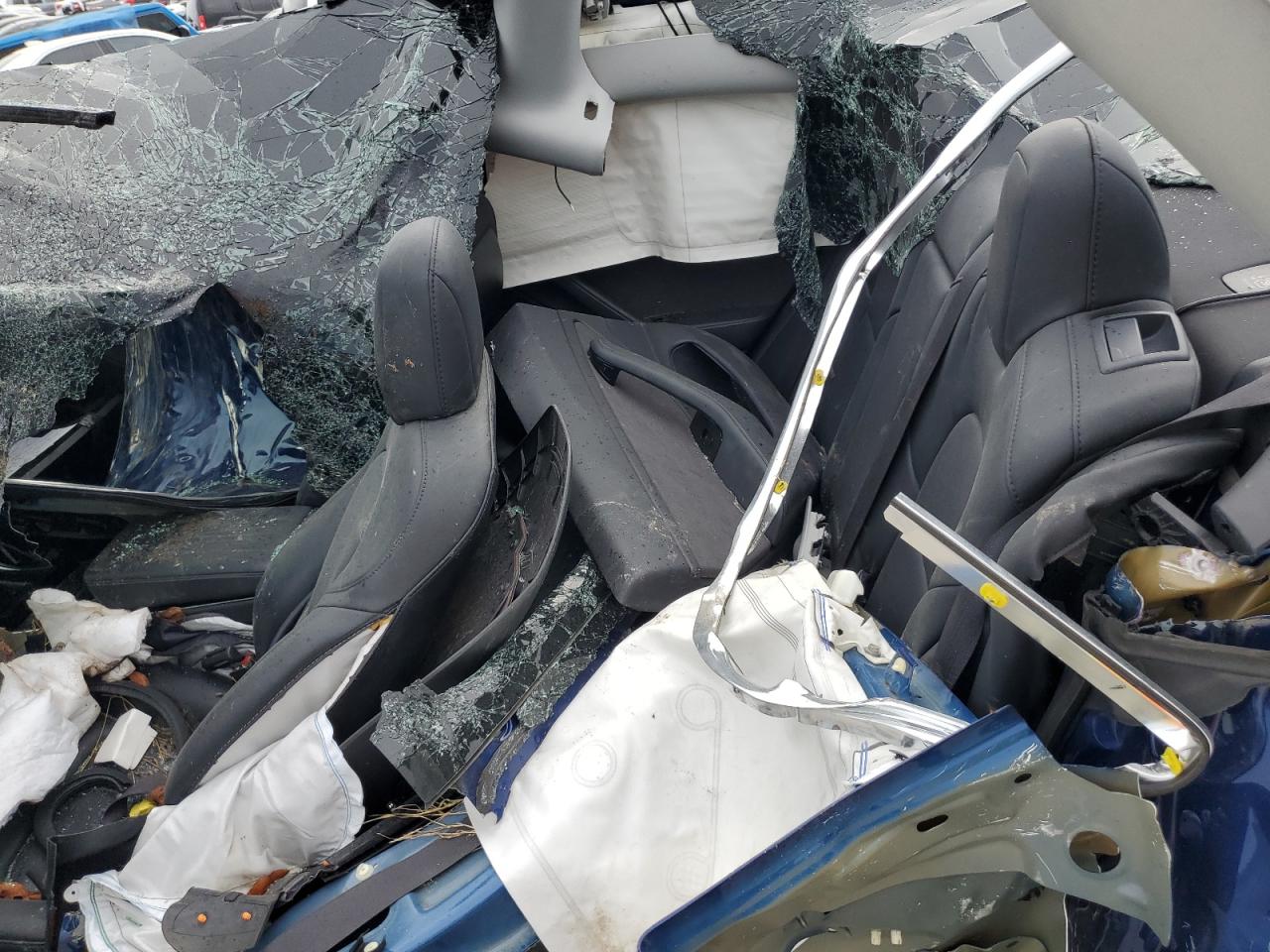 2019 Tesla Model 3 VIN: 5YJ3E1EB4KF433825 Lot: 90700625