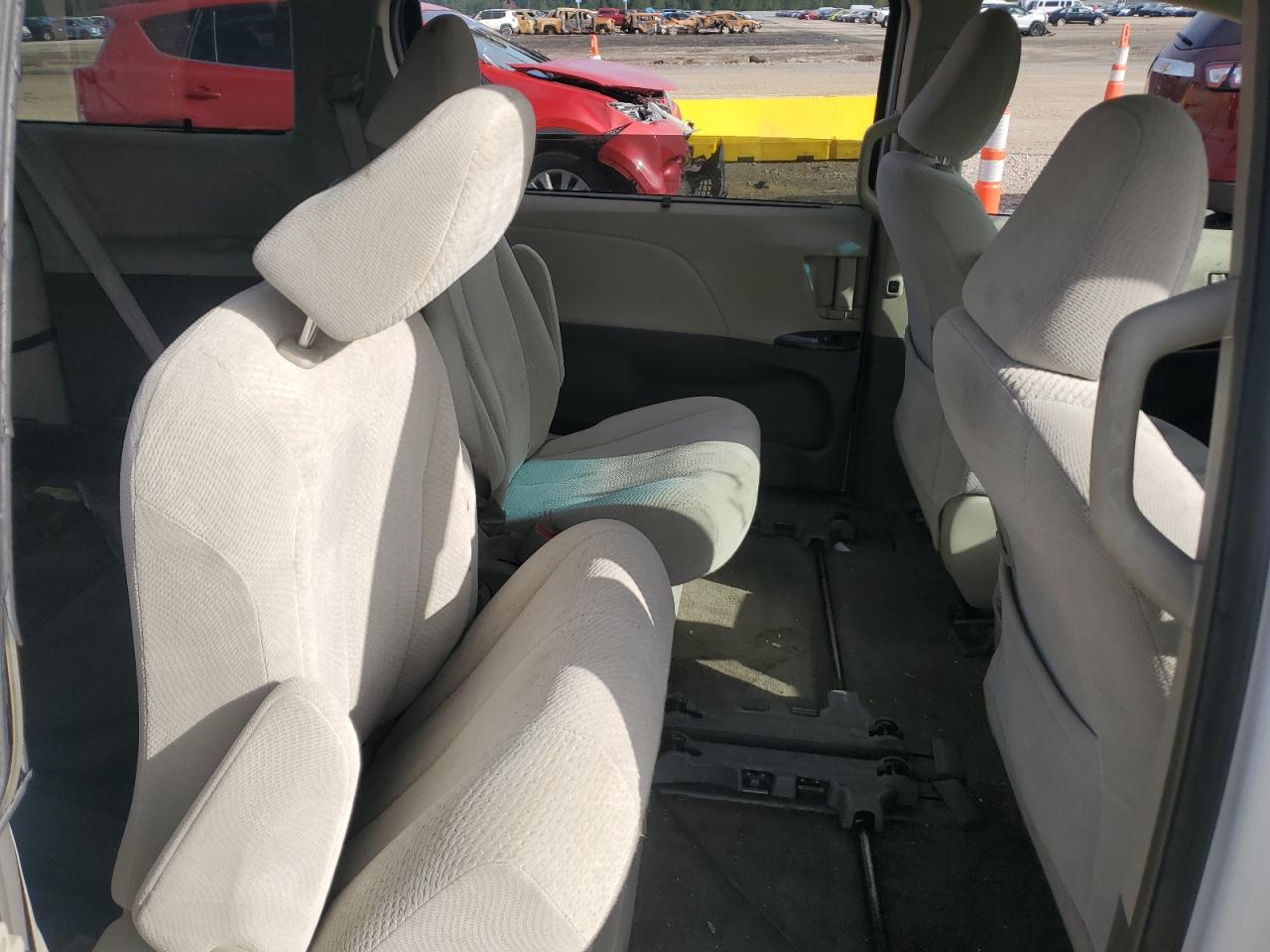 2011 Toyota Sienna Le VIN: 5TDKK3DC3BS136714 Lot: 80822825