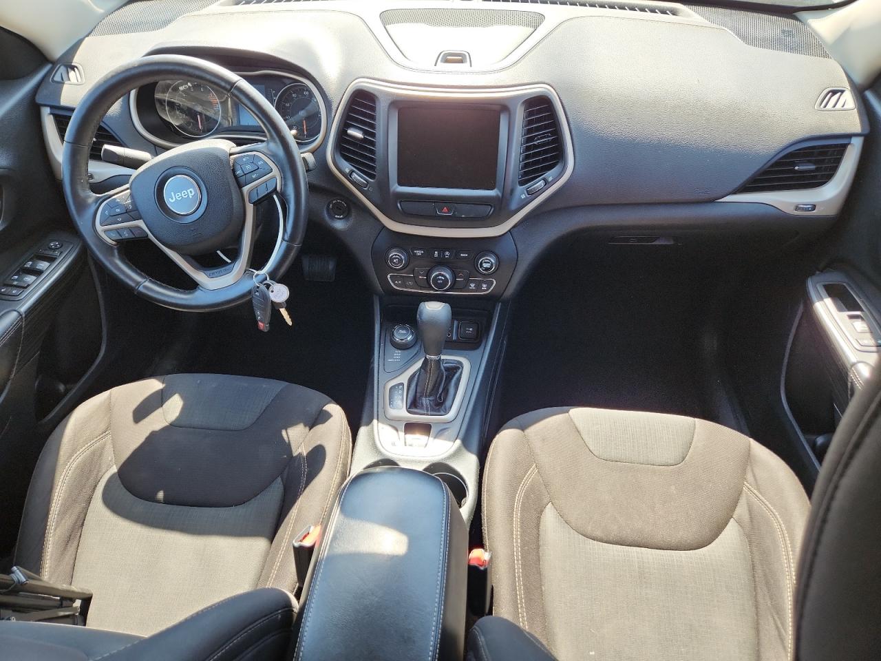 2016 Jeep Cherokee Latitude VIN: 1C4PJMCS9GW204965 Lot: 80809445