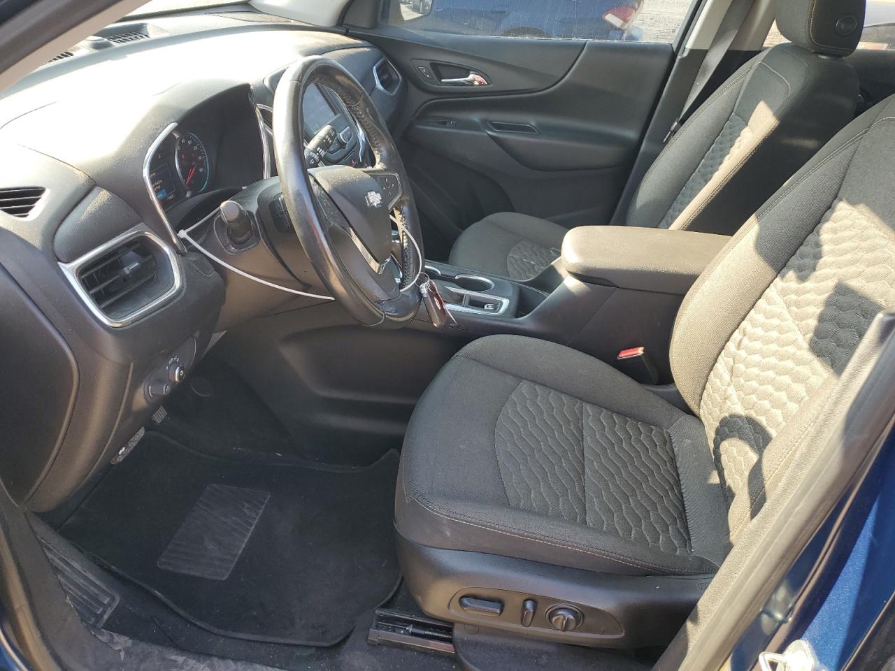 2019 Chevrolet Equinox Lt VIN: 2GNAXKEV3K6117170 Lot: 71105215