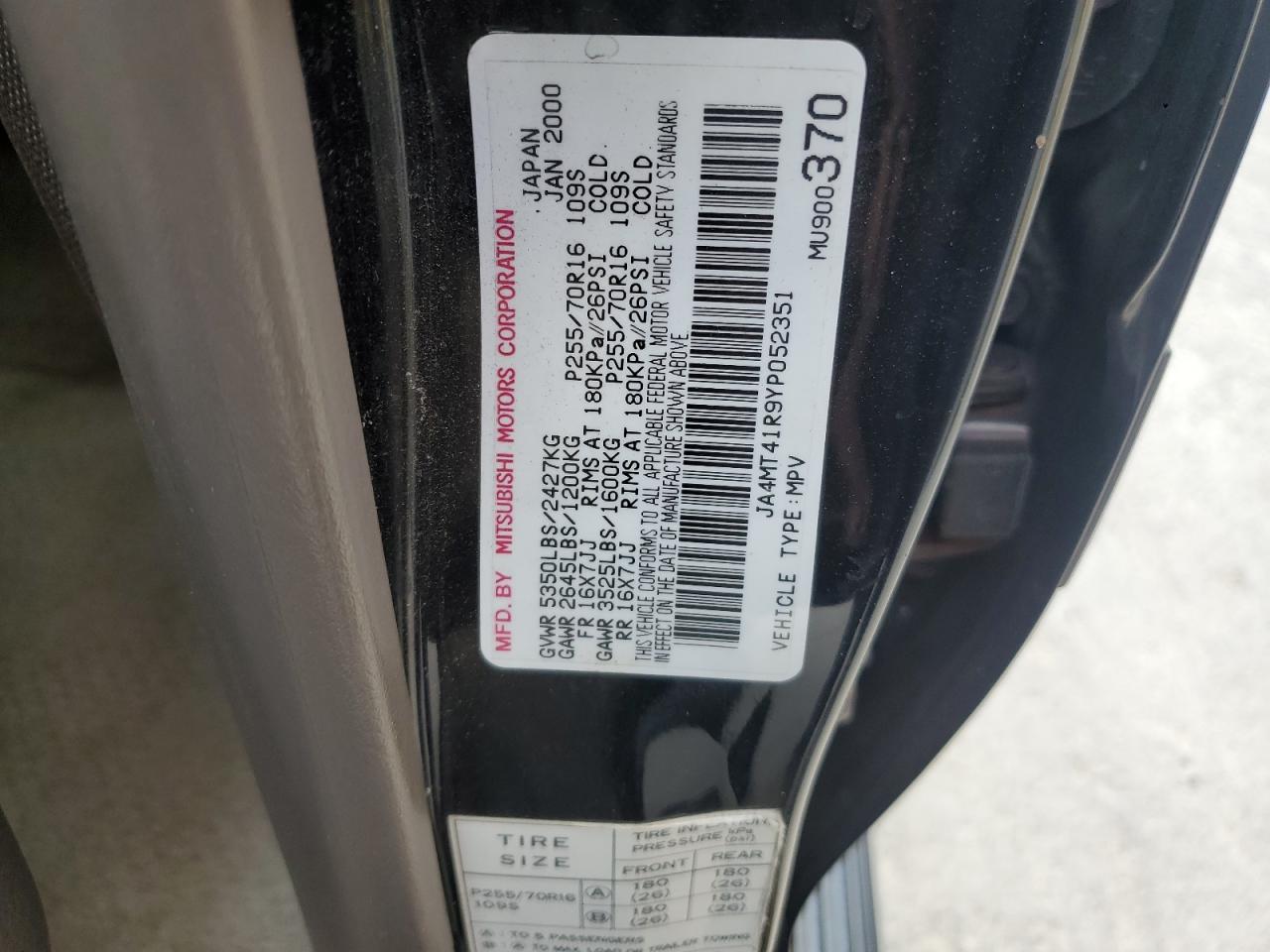 2000 Mitsubishi Montero Sport Limited VIN: JA4MT41R9YP052351 Lot: 71694225