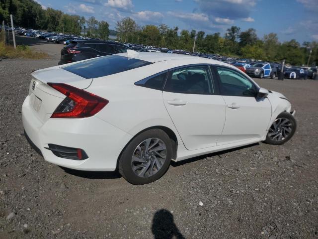  HONDA CIVIC 2018 Белы