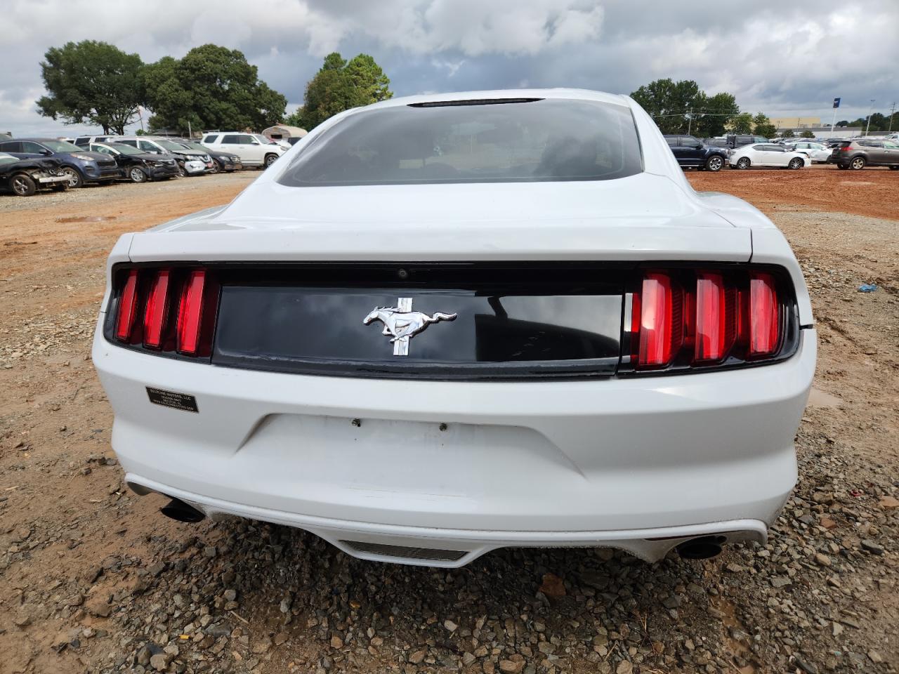 2016 Ford Mustang VIN: 1FA6P8AM7G5232247 Lot: 83883265