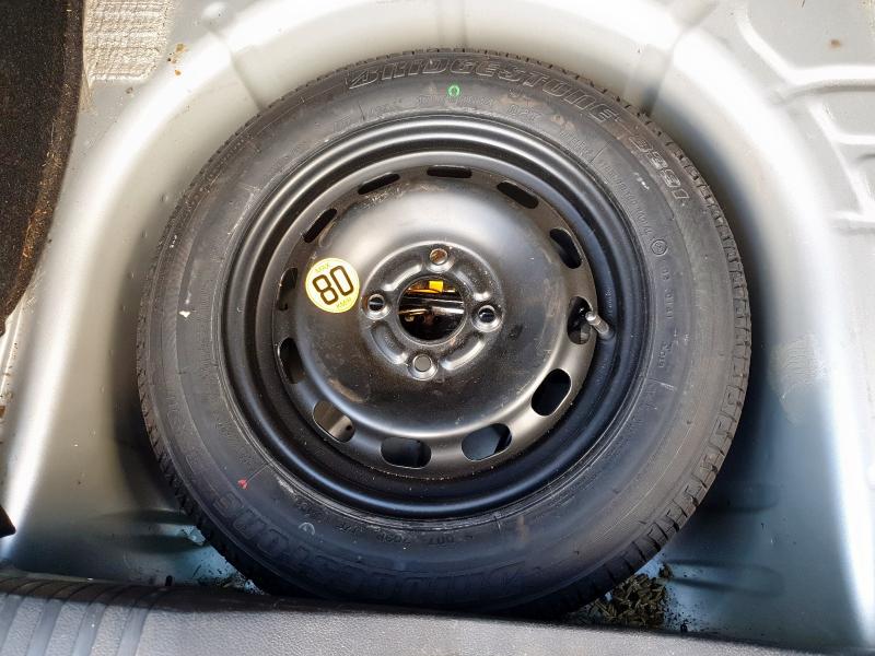 2004 FORD FIESTA ZETEC