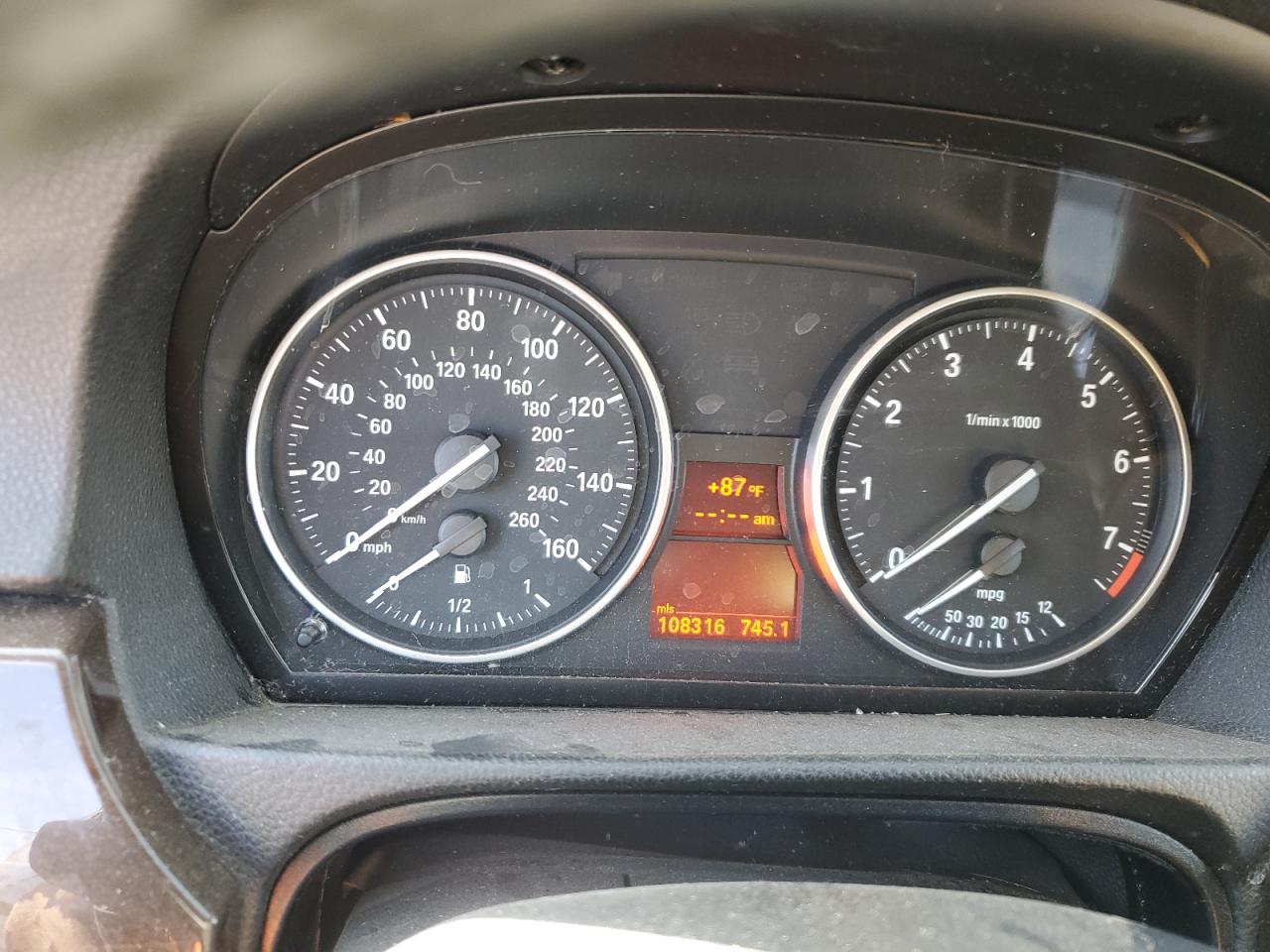 2011 BMW 328 Xi VIN: WBAPK7C57BA821955 Lot: 70910605