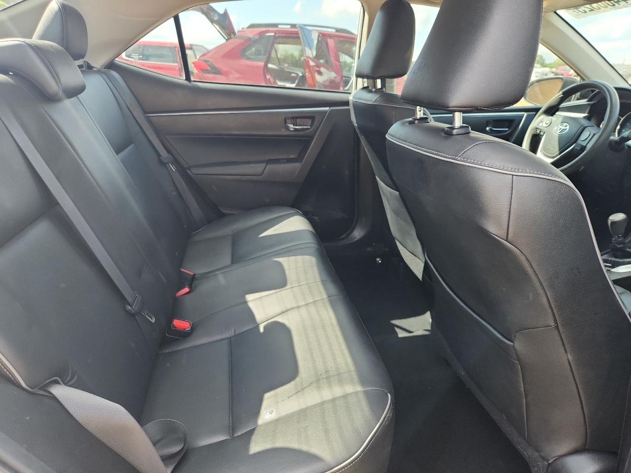 2014 Toyota Corolla L VIN: 5YFBURHEXEP038950 Lot: 84400325