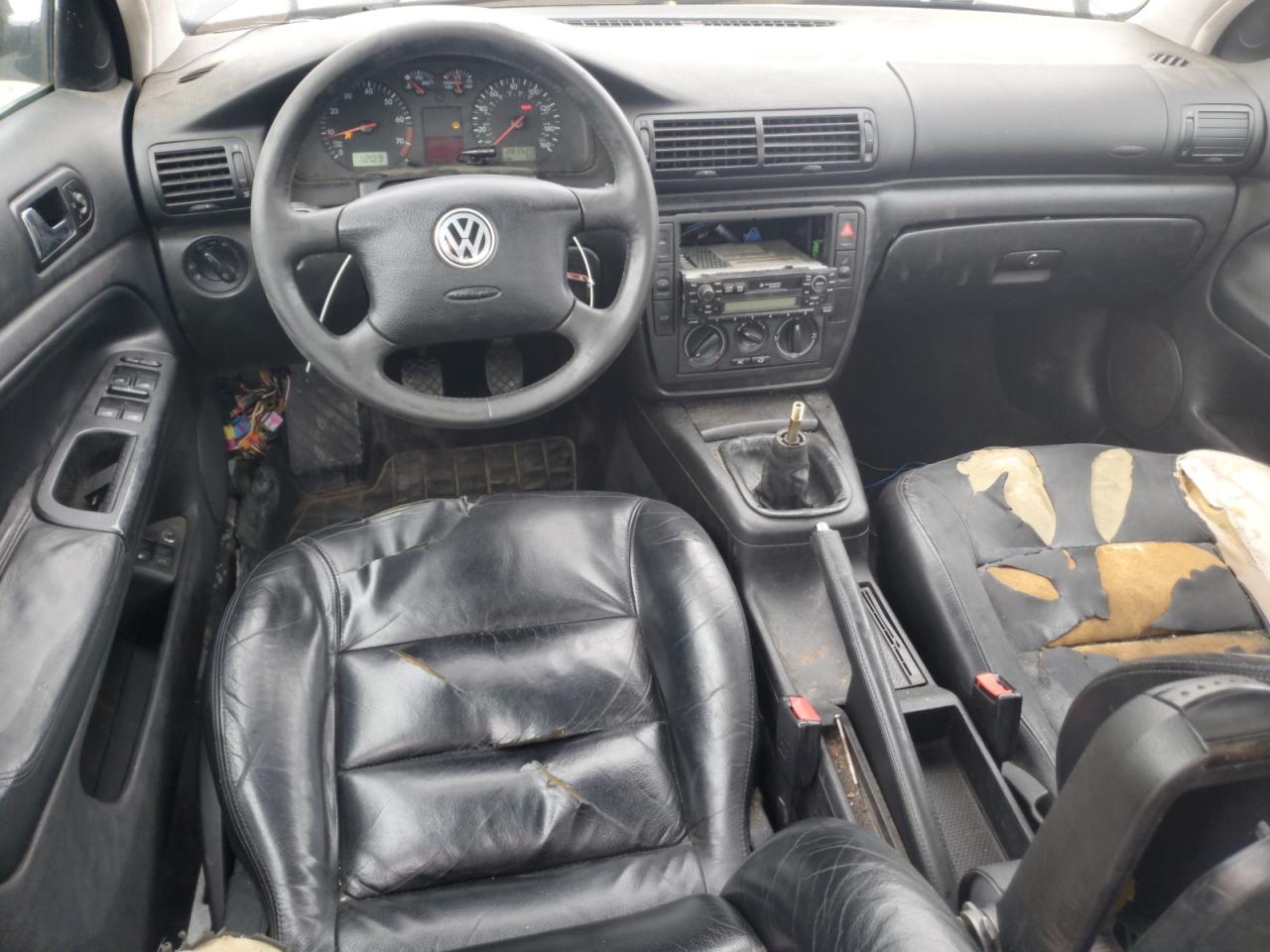 2000 Volkswagen Passat Gls VIN: WVWMA23B2YE130013 Lot: 80675785