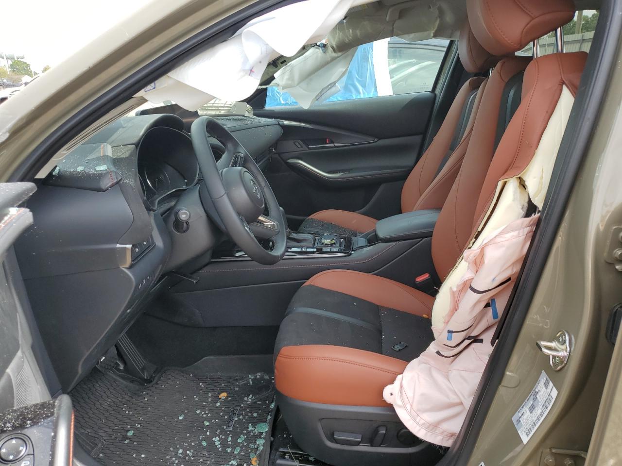 2025 Mazda Cx-30 Carbon Turbo VIN: 3MVDMBXY0SM803063 Lot: 81055195