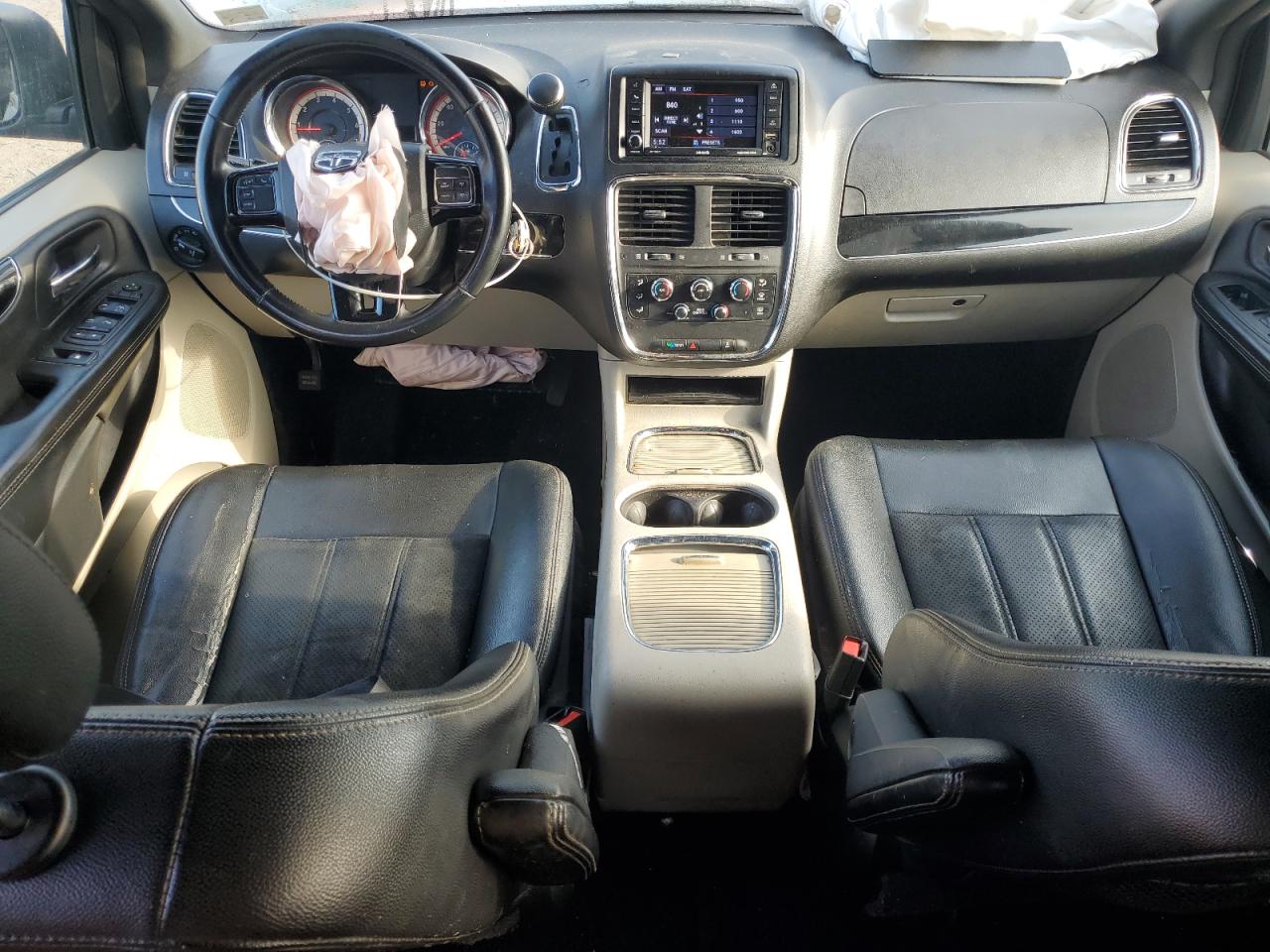 2018 Dodge Grand Caravan Sxt VIN: 2C4RDGCG6JR283590 Lot: 81123135