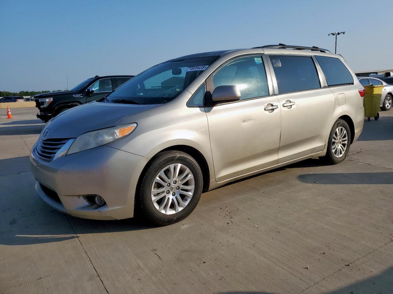 2017 Toyota Sienna Xle