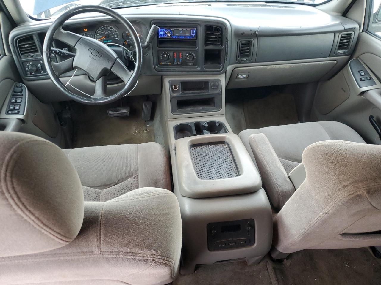 2004 Chevrolet Tahoe C1500 VIN: 1GNEC13Z04R122976 Lot: 83970965