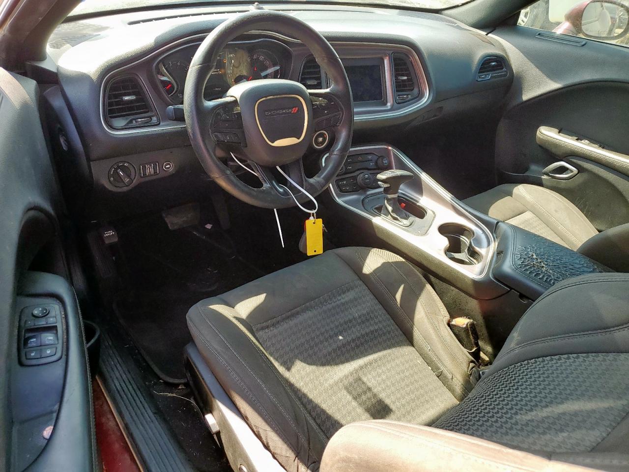 2018 Dodge Challenger Sxt VIN: 2C3CDZAG6JH215031 Lot: 80861835