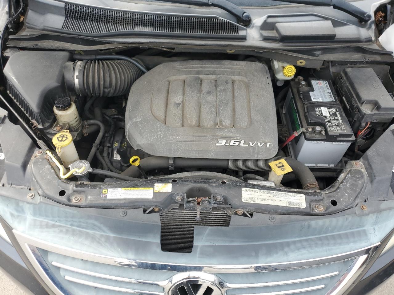 2011 Volkswagen Routan Se VIN: 2V4RW3DGXBR739860 Lot: 83831985