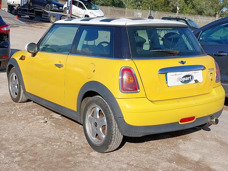 2009 MINI COOPER 