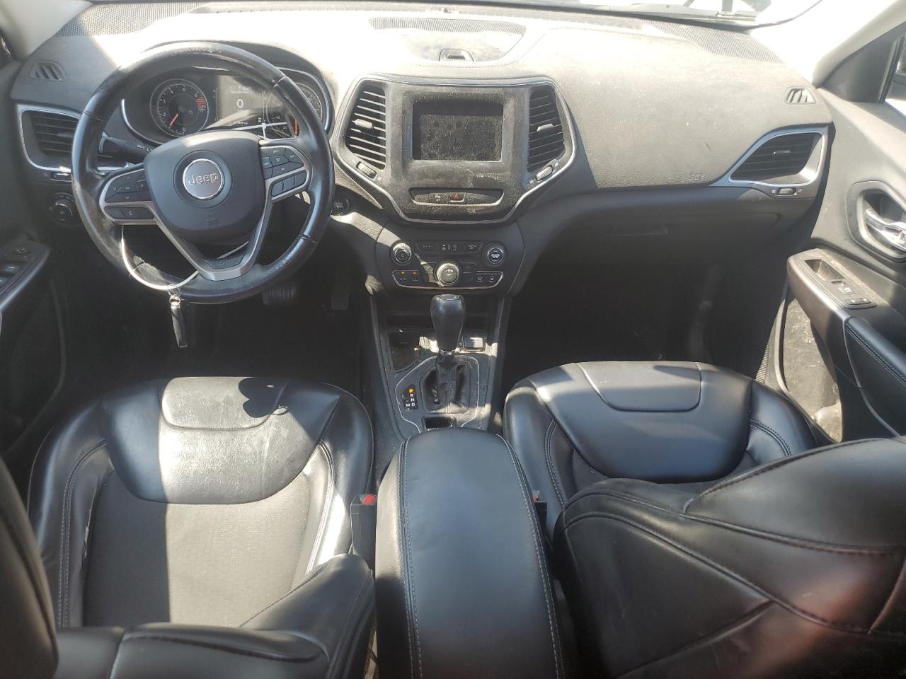 2019 Jeep Cherokee Latitude Plus VIN: 1C4PJLLB5KD396724 Lot: 81880575