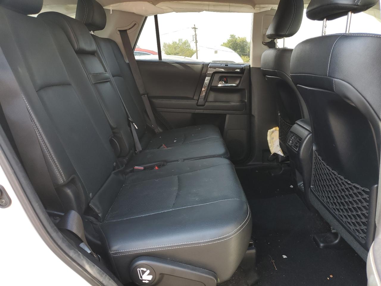 2020 Toyota 4Runner Sr5/Sr5 Premium VIN: JTEBU5JR1L5810747 Lot: 80292565