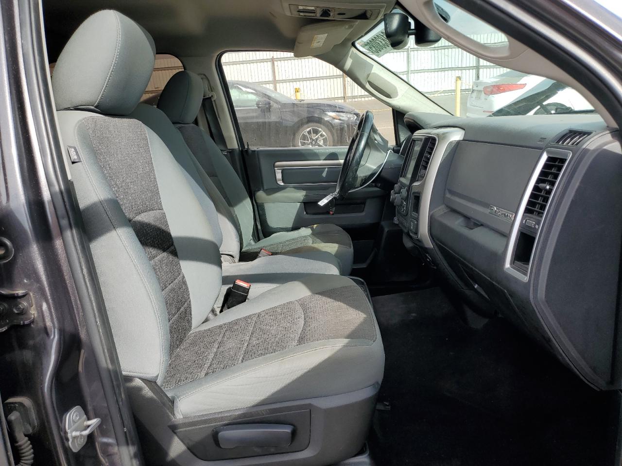 2017 Ram 1500 Slt VIN: 1C6RR7LT5HS834509 Lot: 81833085