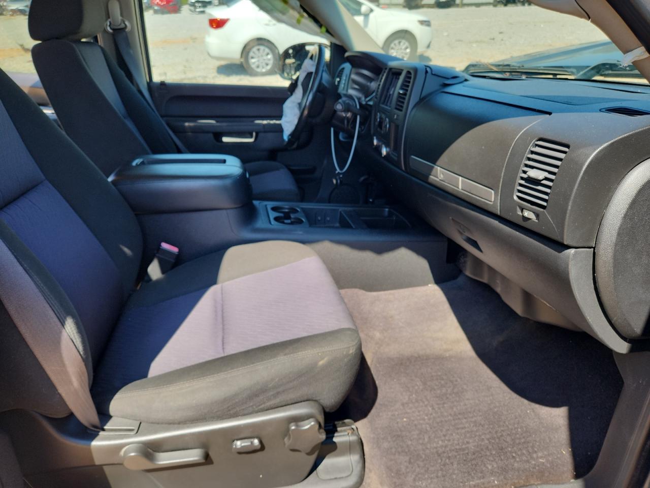 2011 Chevrolet Silverado C1500 Lt VIN: 3GCPCSE00BG280723 Lot: 71706475