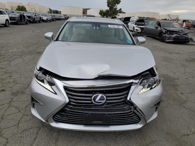  LEXUS ES300 2016 Серебристый
